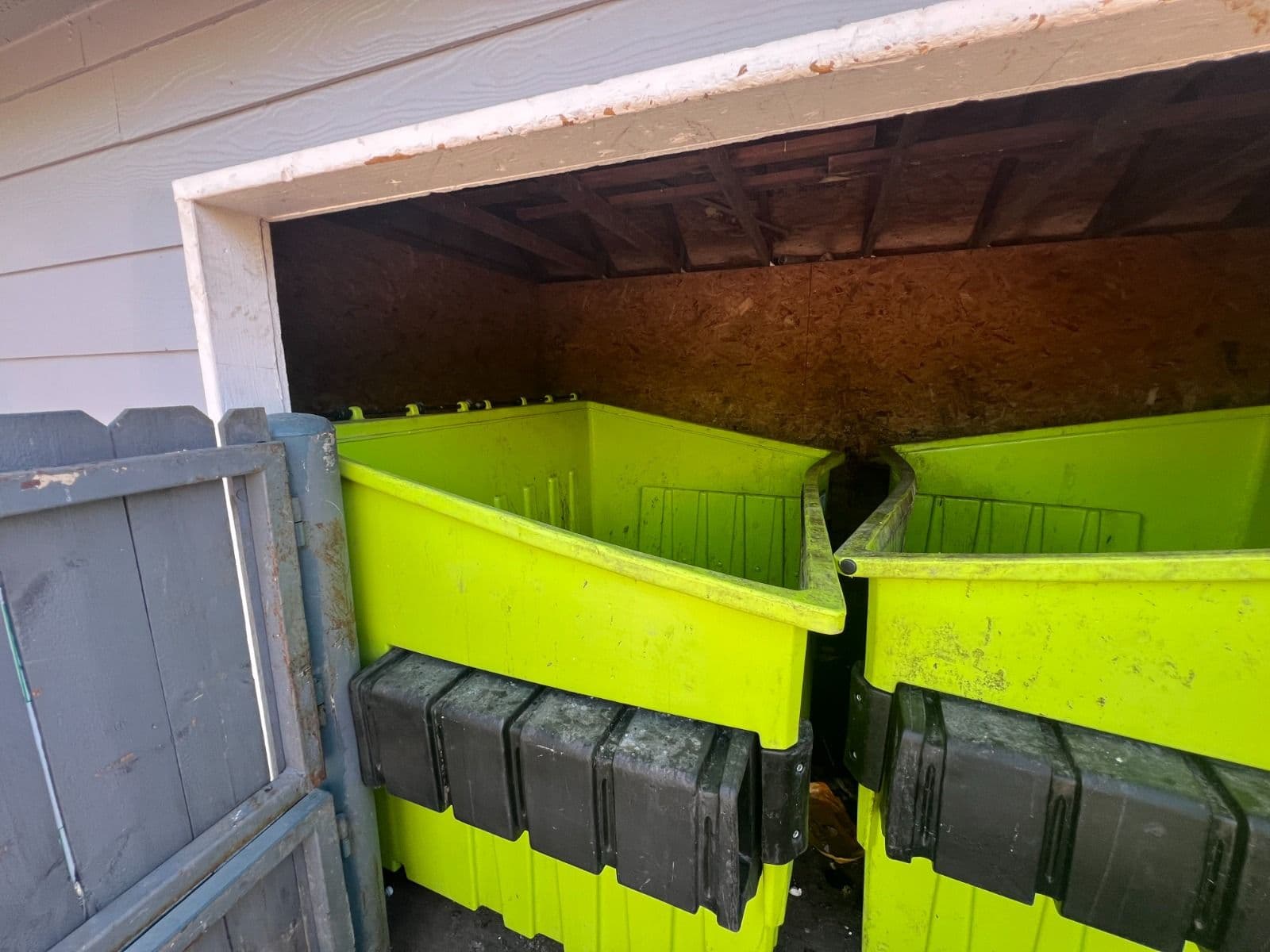Why Trash Enclosure Cleaning Is a Big Deal for Residential Communities image