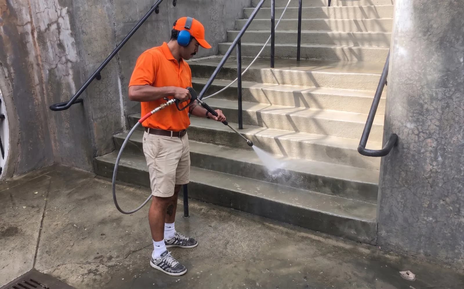 Why Clean Walkways Matter More Than You Think image