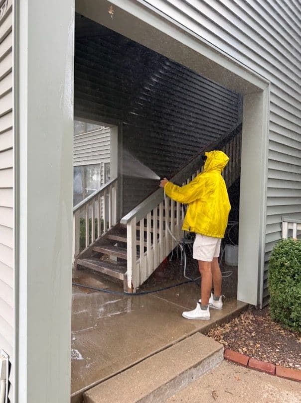 Expert Breezeway Cleaning for a Welcoming Community image