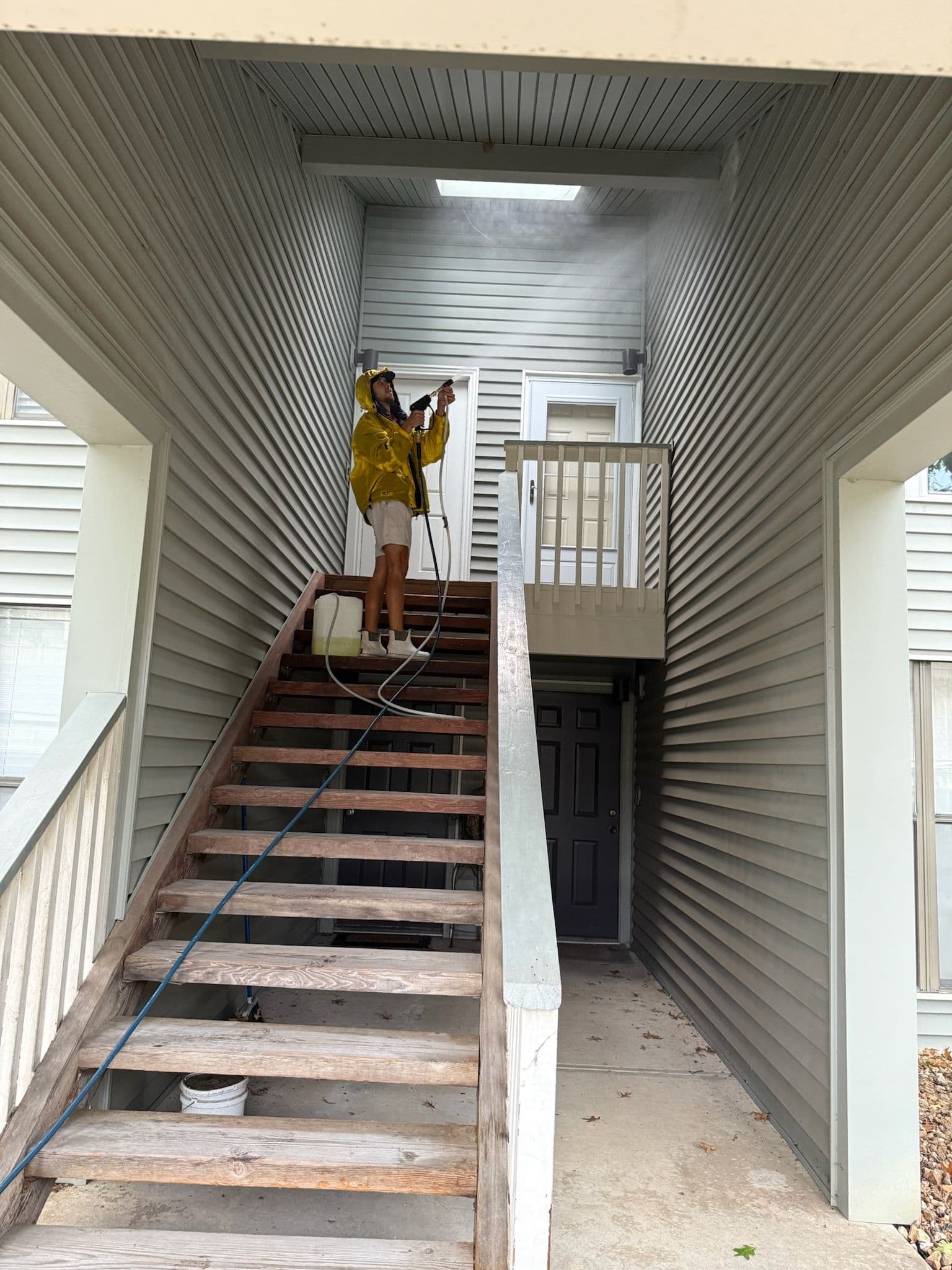 Breezeway Cleaning at Overland Park Apartments image