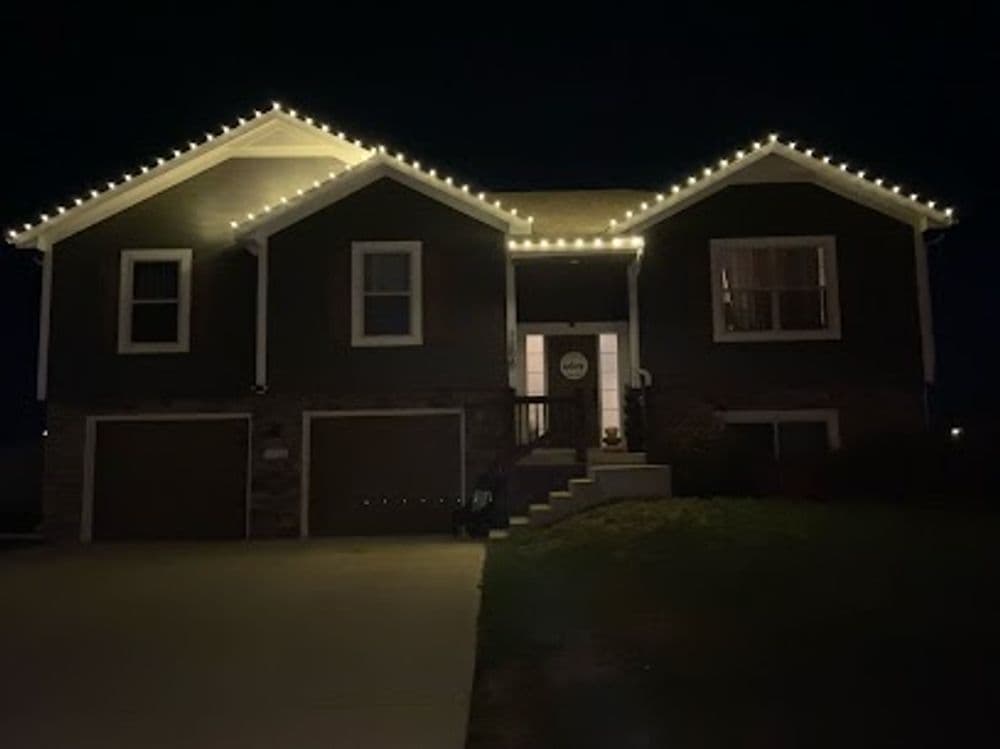 Gallery photos for Residential Holiday Lighting Installation: Image #5