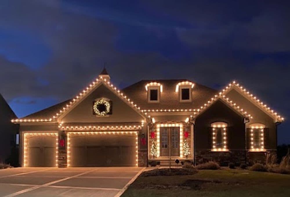Gallery photos for Residential Holiday Lighting Installation: Image #1